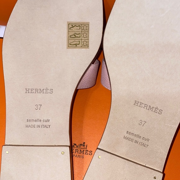 NEW HERMÈS ORAN SANDALS Rose Pâle - Picture 7 of 17
